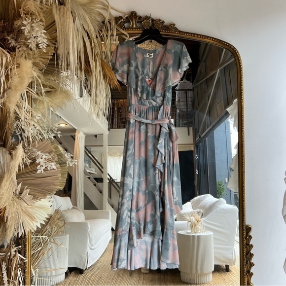 Show Me Your Mumu Jess Ruffle Midi Dress - Picture 3 of 4